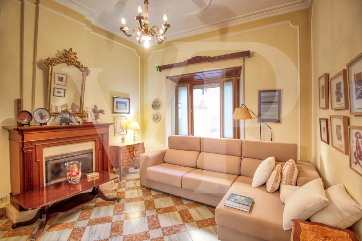 beautiful-large-manor-house-in-two-flats-for-sale-in-the-centre-of-sóller-majorca