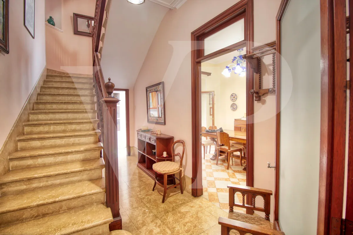 beautiful-large-manor-house-in-two-flats-for-sale-in-the-centre-of-sóller-majorca