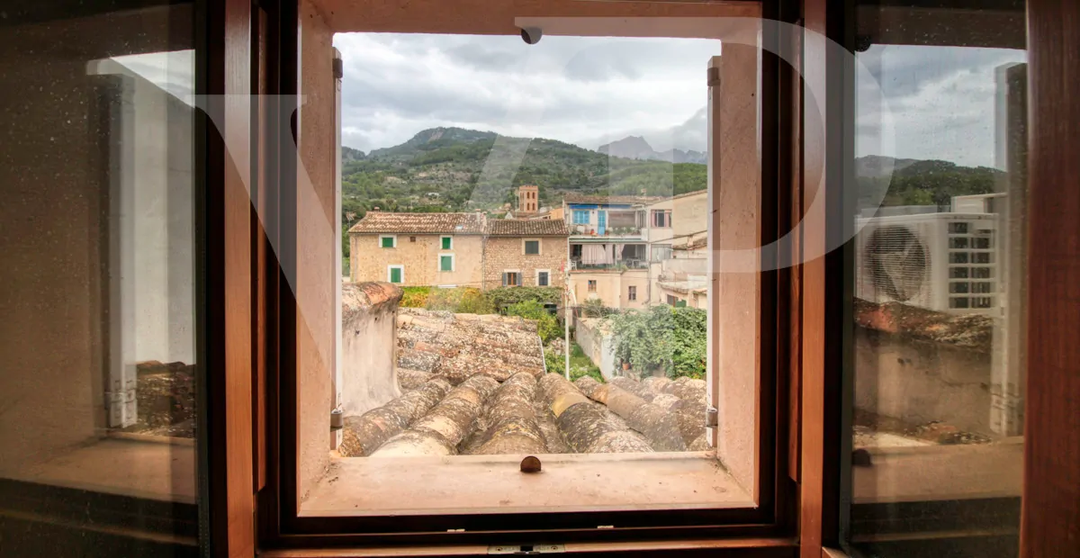Fantastisches Herrenhaus mit Pool zu verkaufen in Soller, im Zentrum der Serra de Tramuntana.
