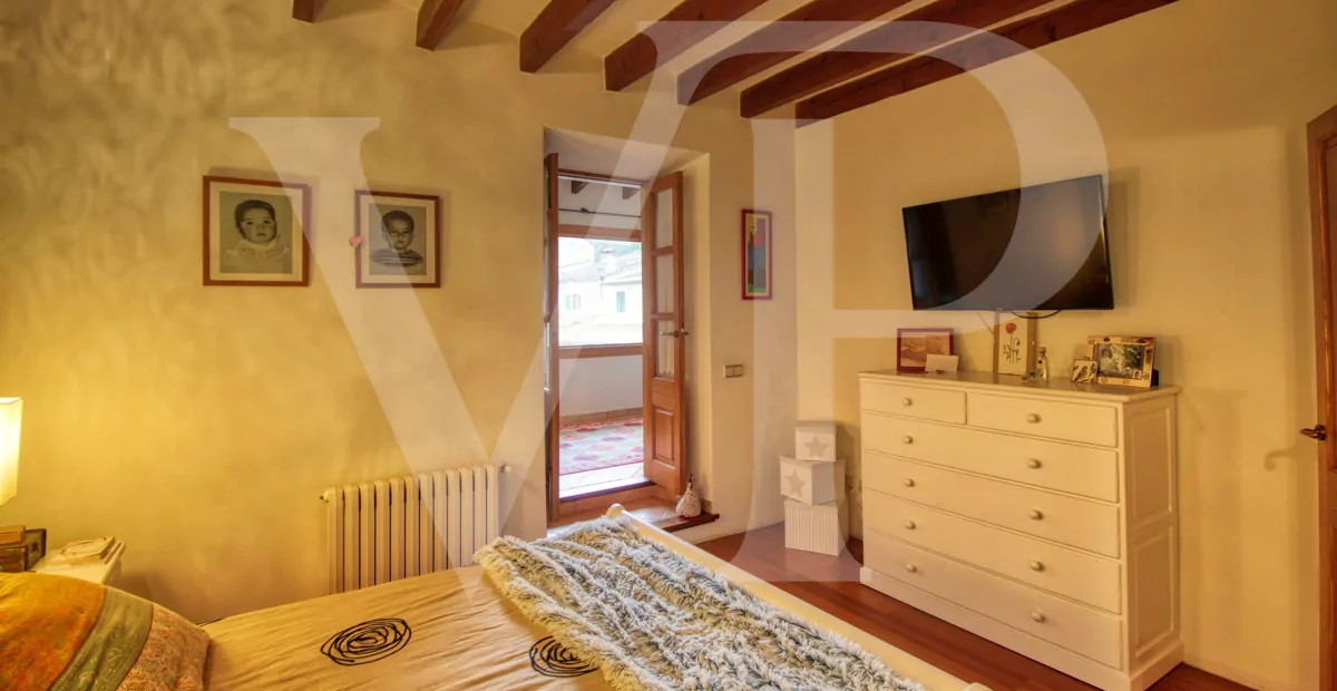 Fantastisches Herrenhaus mit Pool zu verkaufen in Soller, im Zentrum der Serra de Tramuntana.