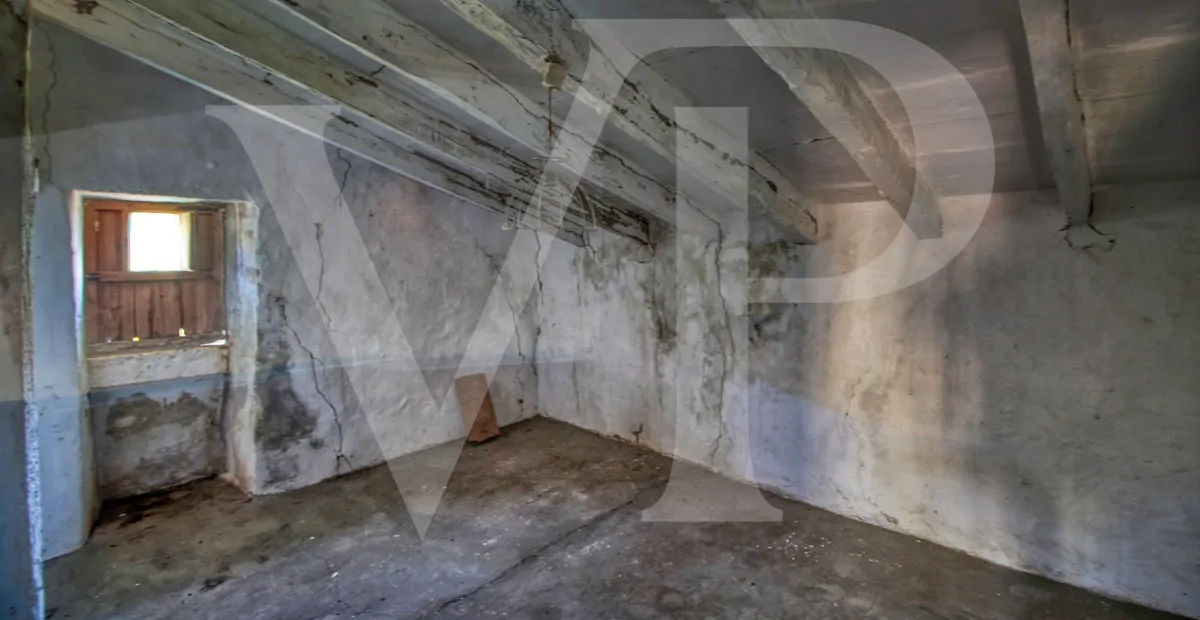 Schöne rustikale Finca zum Verkauf mit traditionellem Haus zu renovieren, gut gelegen in der Nähe von Pollença