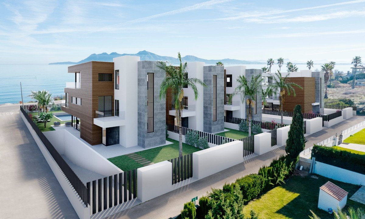 Luxury new construction seafront villa in Puerto de Pollensa, Mallorca