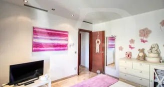 von_poll_real_estate_property_ES223427_image_88