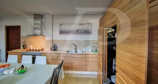 von_poll_real_estate_property_ES223427_image_60