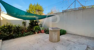 von_poll_real_estate_property_ES223427_image_0