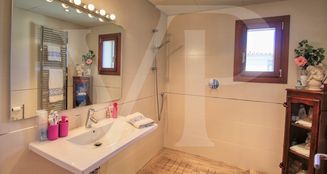 von_poll_real_estate_property_ES223427_image_14