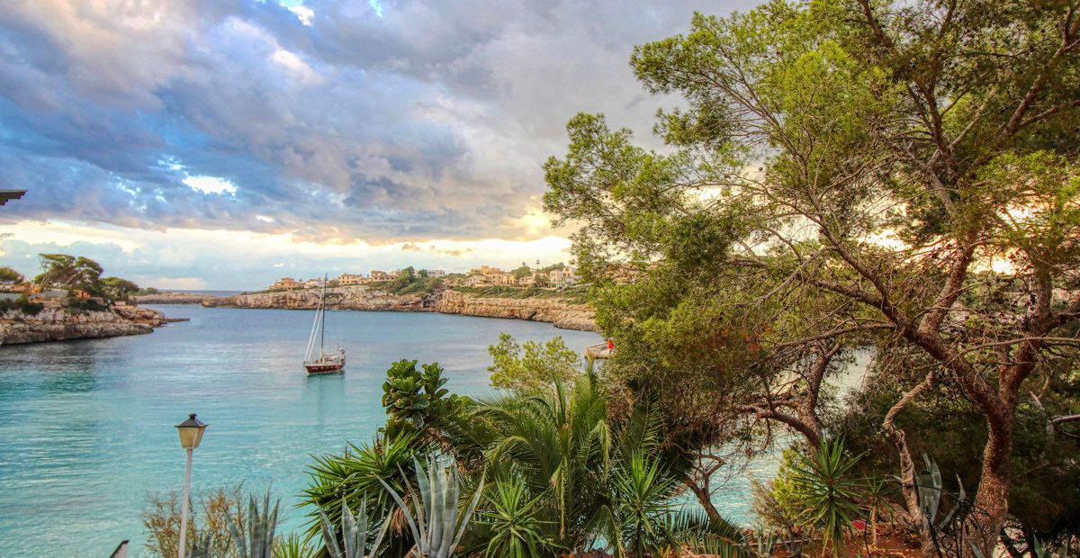 Schönes rustikales Haus zum Renovieren auf einem Grundstück von 3,8 Hektar zwischen Manacor und Calas de Mallorca