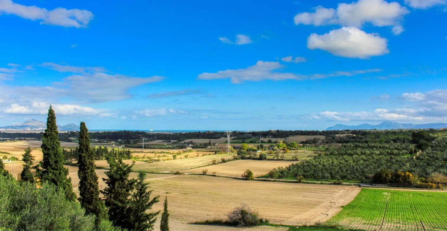 SECRET MARKETING. Interessante Investition in diese Immobilie mit spektakulärem Blick auf die Bucht von Alcudia in Muro