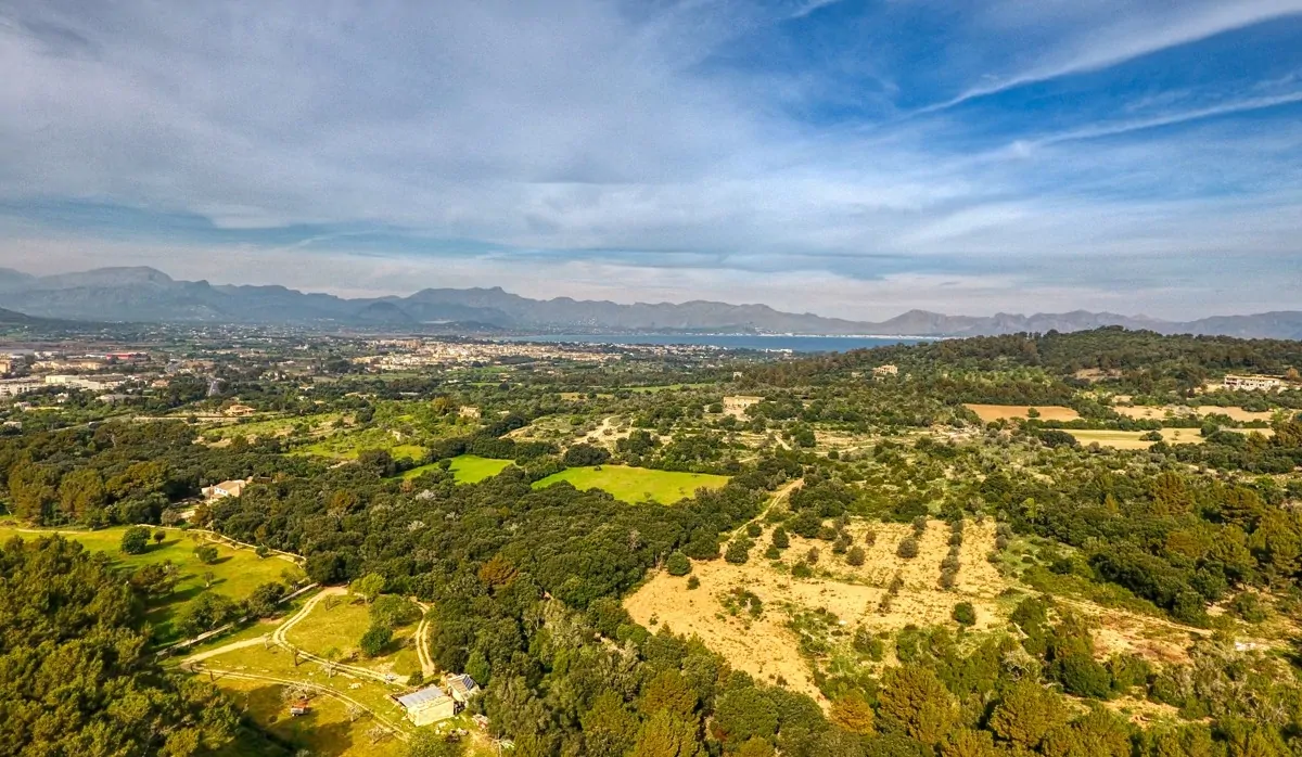 Fantastic-property-with-pool-near-Alcudia