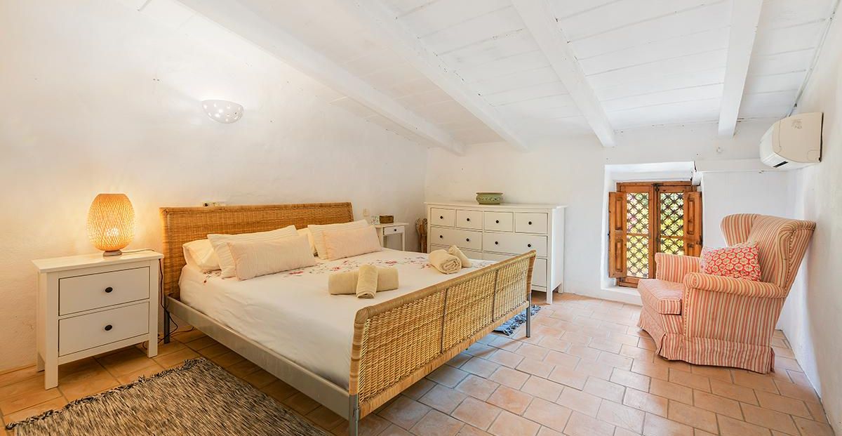 Bedroom (4)