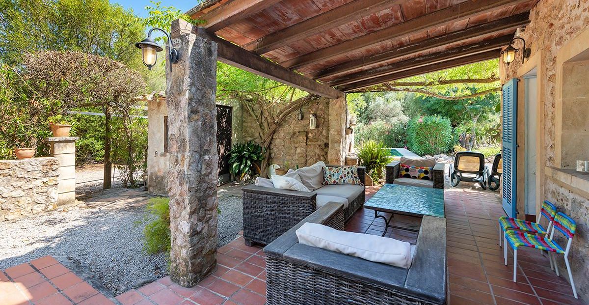 Covered Terrace