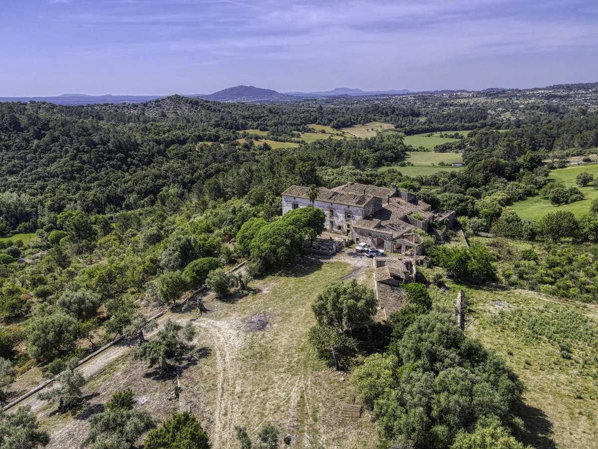 En venta fantástica Finca Histórica que data del siglo XIII en la Serra de Tramuntana en Campanet