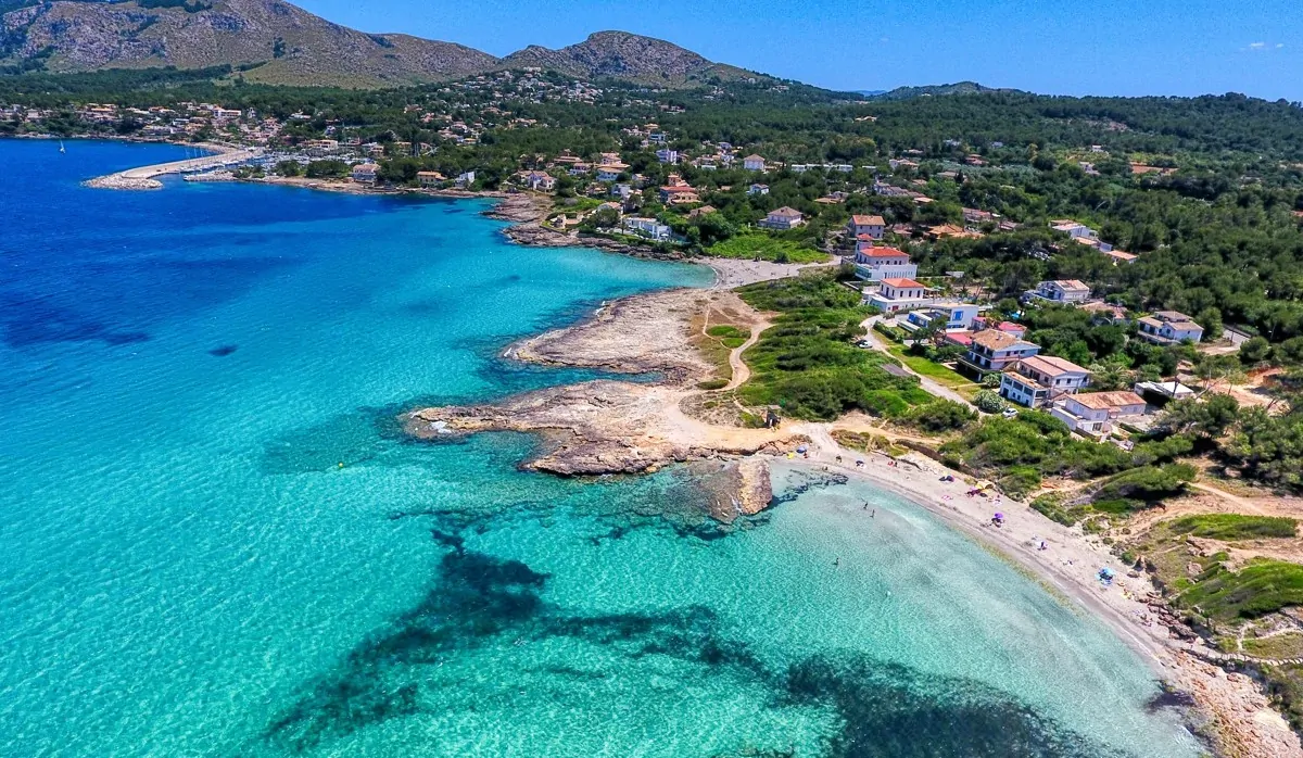 Luxus-Villa-Seefront-Villa-im-exklusiven-Gebiet-Mal-Pas-Alcudia