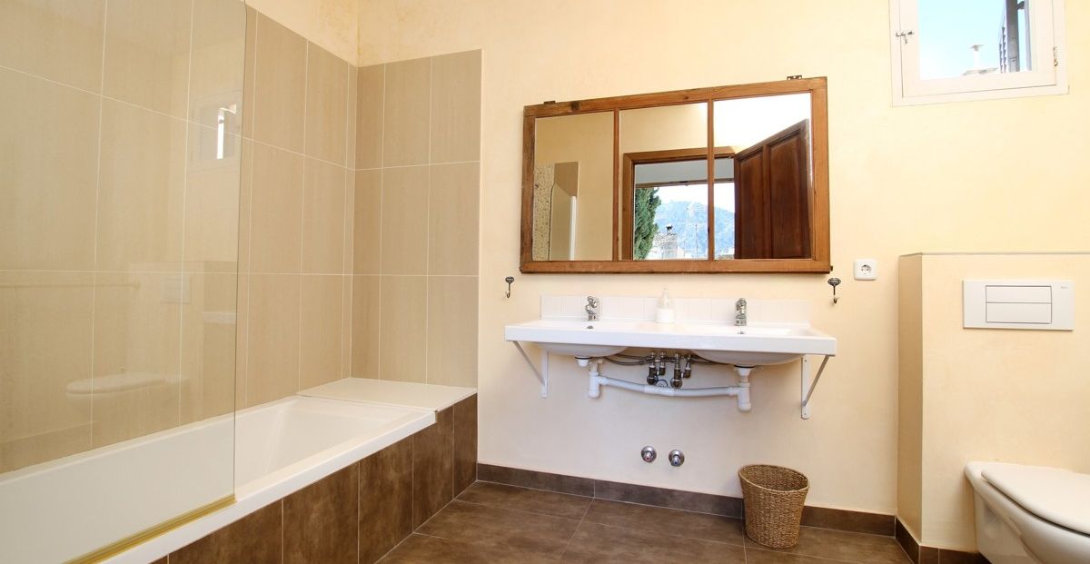 Haus-mit-Pool-und-Ferien-Lizenz-in-Pollensa-Village