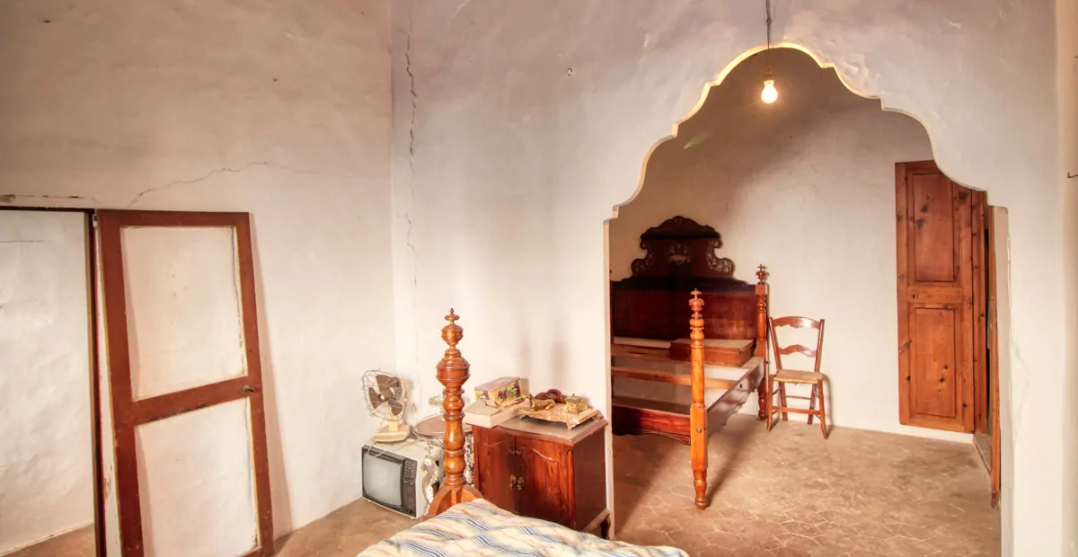 Historisches-Dorf-Haus-in-Pollensa-zu-reformieren