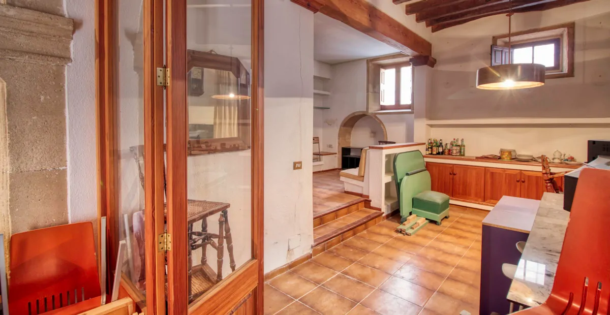 Historisches-Dorf-Haus-in-Pollensa-zu-reformieren