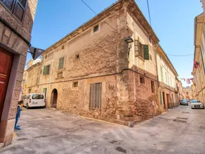 Histórica-casa-de-pueblo-en-Pollensa-para-reformar 