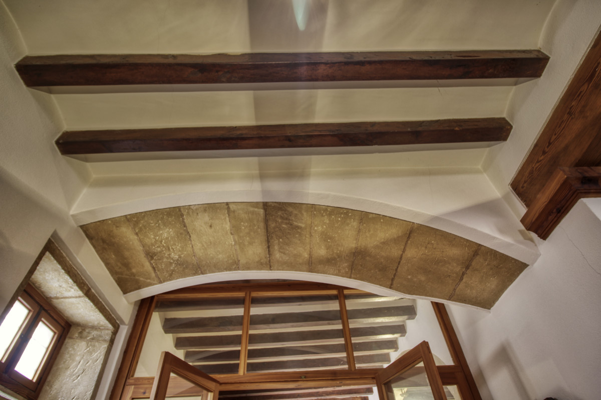 Histórica-casa-de-pueblo-en-Pollensa-para-reformar
