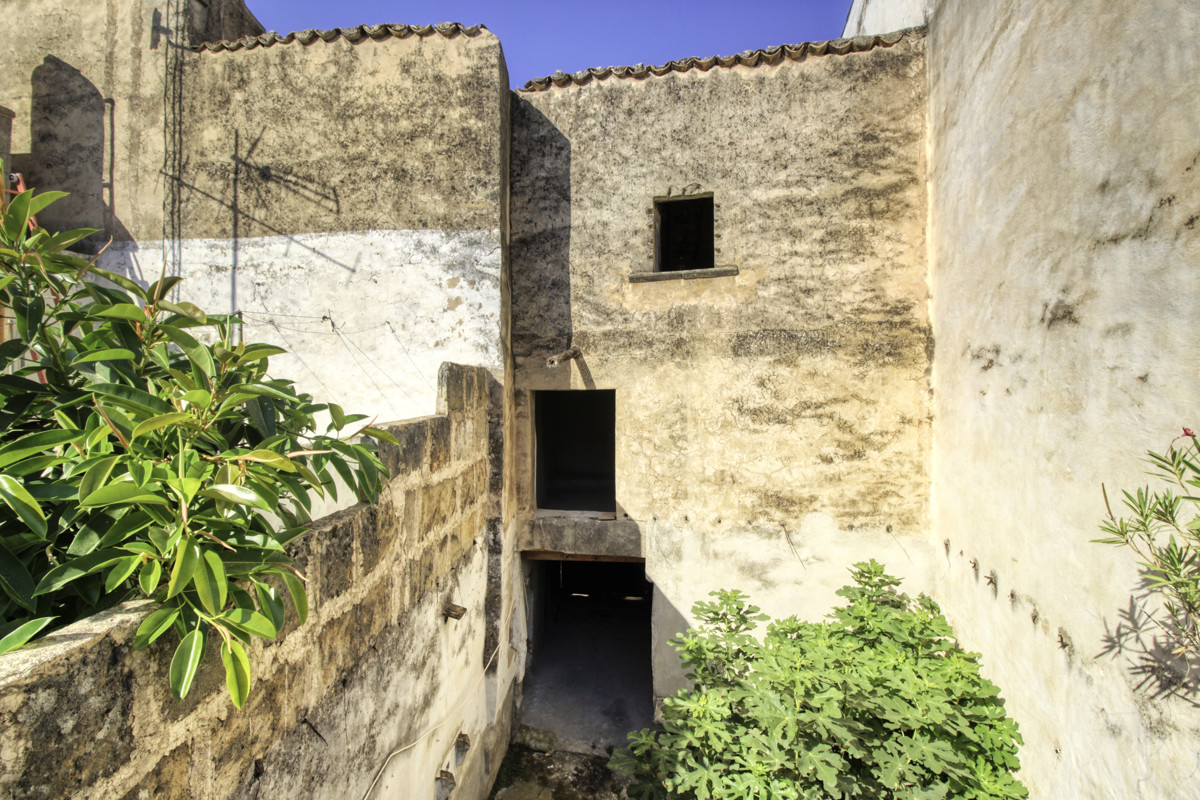 Histórica-casa-de-pueblo-en-Pollensa-para-reformar