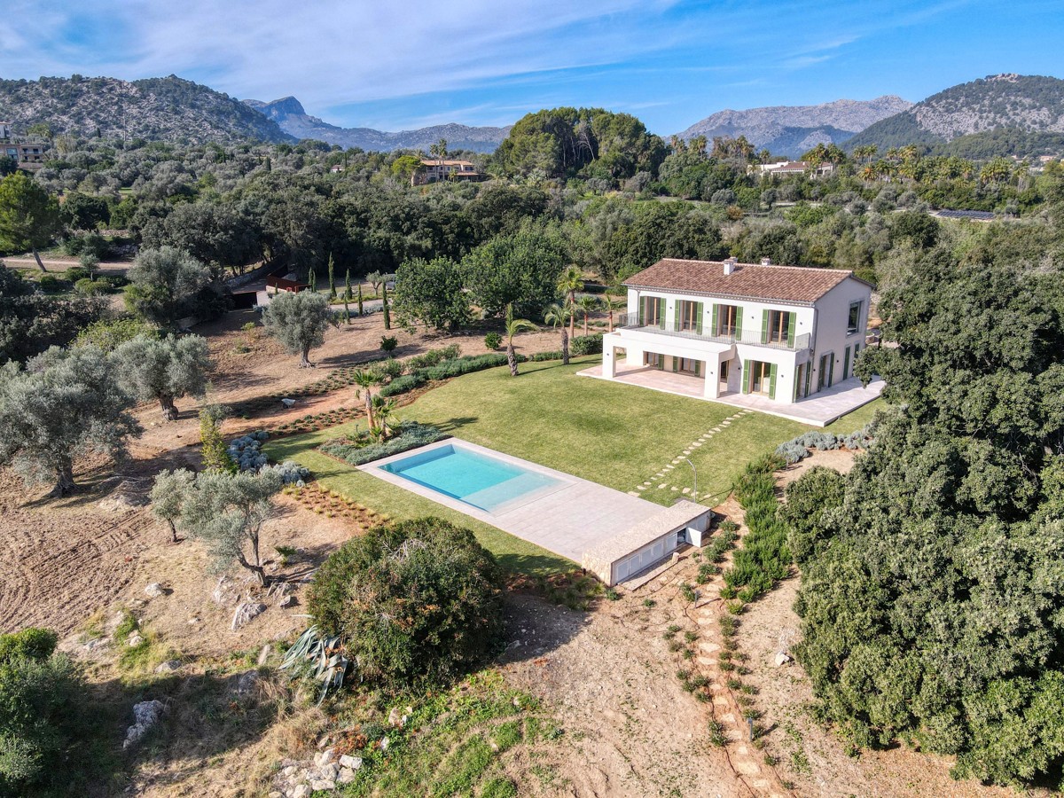 Finca-Pollensa-Pool-View (4)