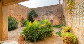 von_poll_real_estate_property_ES223743853_image_4