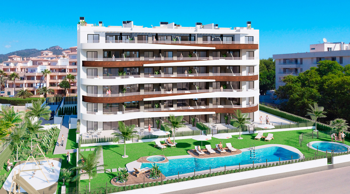 Lujoso-apartamento-con-piscina-Sa-Coma-Mallorca