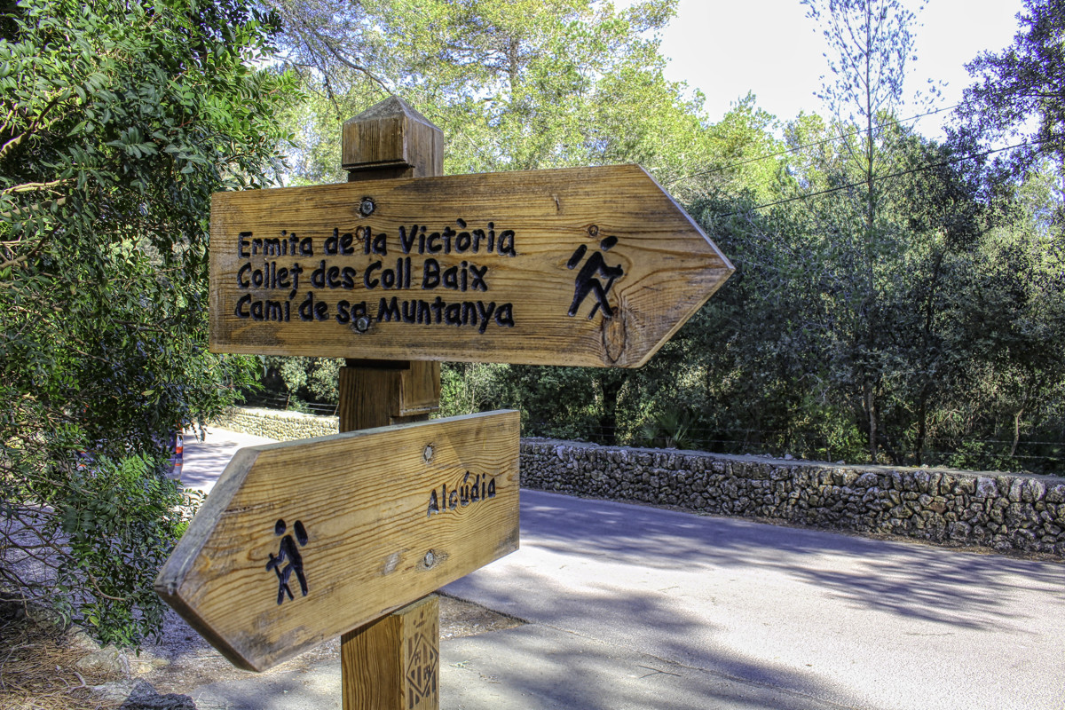 Finca-mit-Seeblick-in-Alcudia-Mallorca