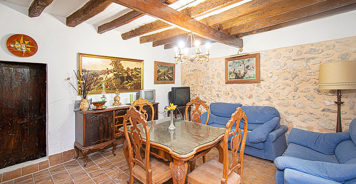 POSESION-POLLENSA-FINCA-POOL-BLICK