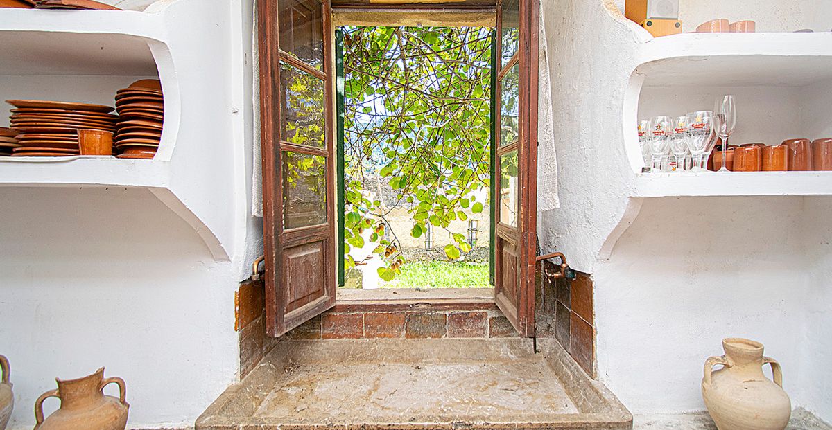 POSESION-POLLENSA-FINCA-POOL-BLICK