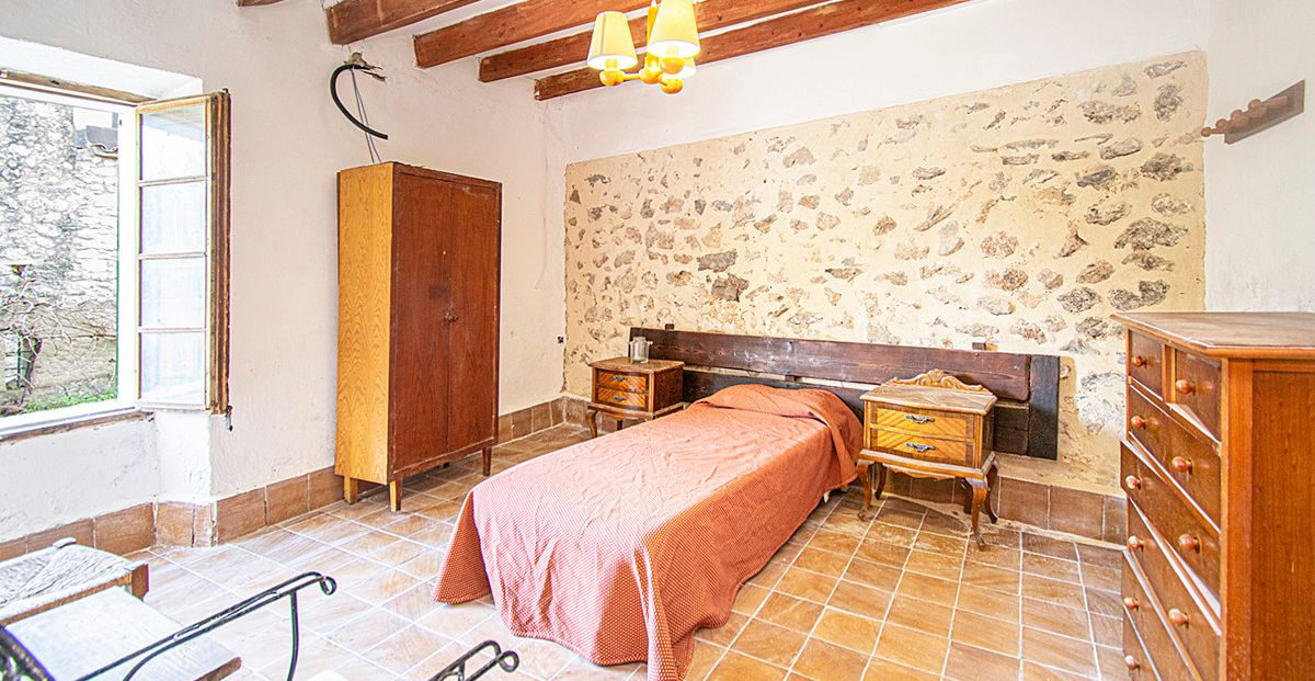 POSESION-POLLENSA-FINCA-POOL-BLICK