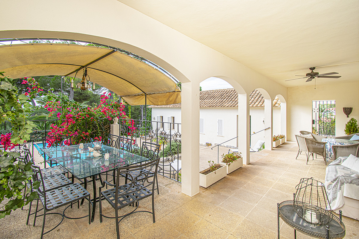 Villa-con-piscina-golf-cerca-del-mar-Son-Servera