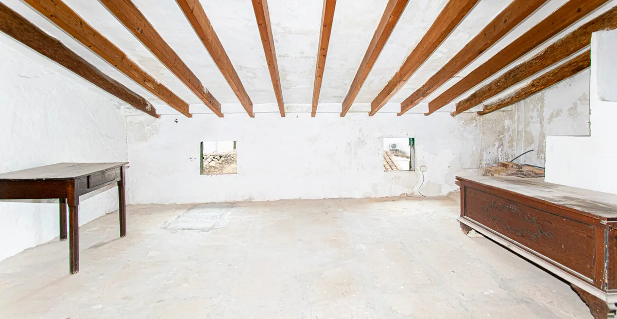 Stadthaus-mit-Terrasse-in-Pollensa