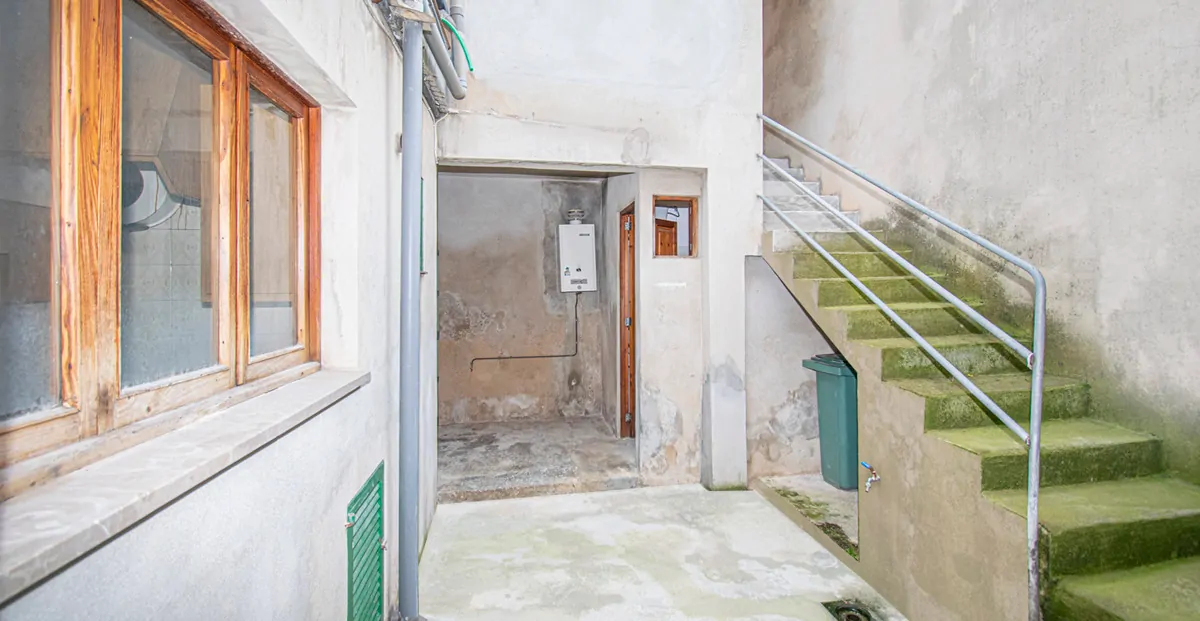 Stadthaus-mit-Terrasse-in-Pollensa