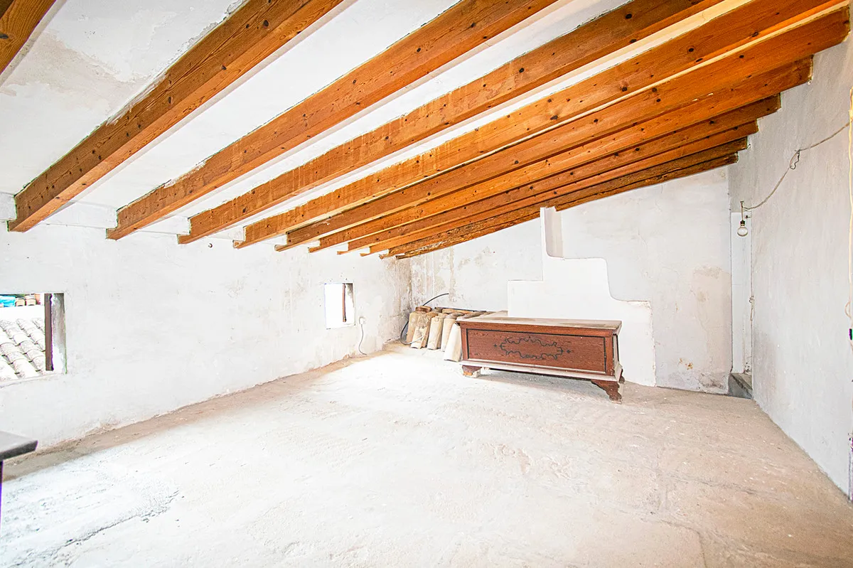 Townhouse-with-patio-in-Pollensa