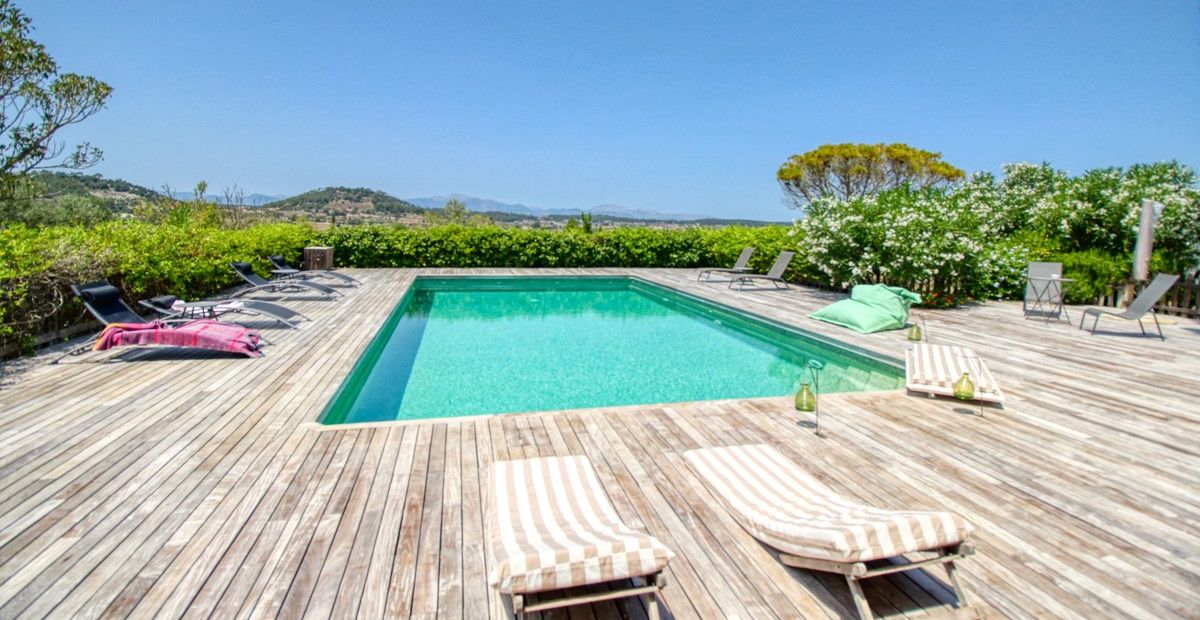Prächtige-Finca-mit-Pool-und-großem-Grundstück-in-San-Joan-Mallorca