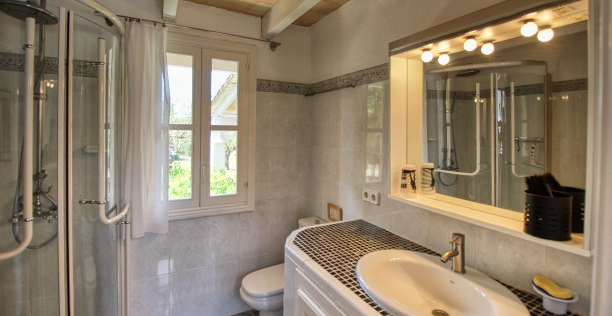 Prächtige-Finca-mit-Pool-und-großem-Grundstück-in-San-Joan-Mallorca