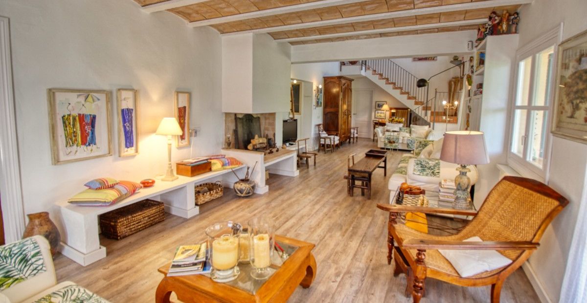 Prächtige-Finca-mit-Pool-und-großem-Grundstück-in-San-Joan-Mallorca