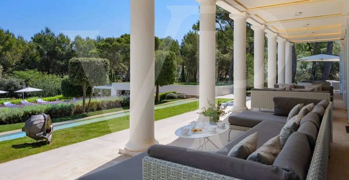 spektakuläre-Villa-in-toplage-qualität-und-design-mit-meerblick-Traumvilla-zu-verkaufen-in-pollensa