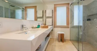 von_poll_real_estate_property_ES234124_image_138