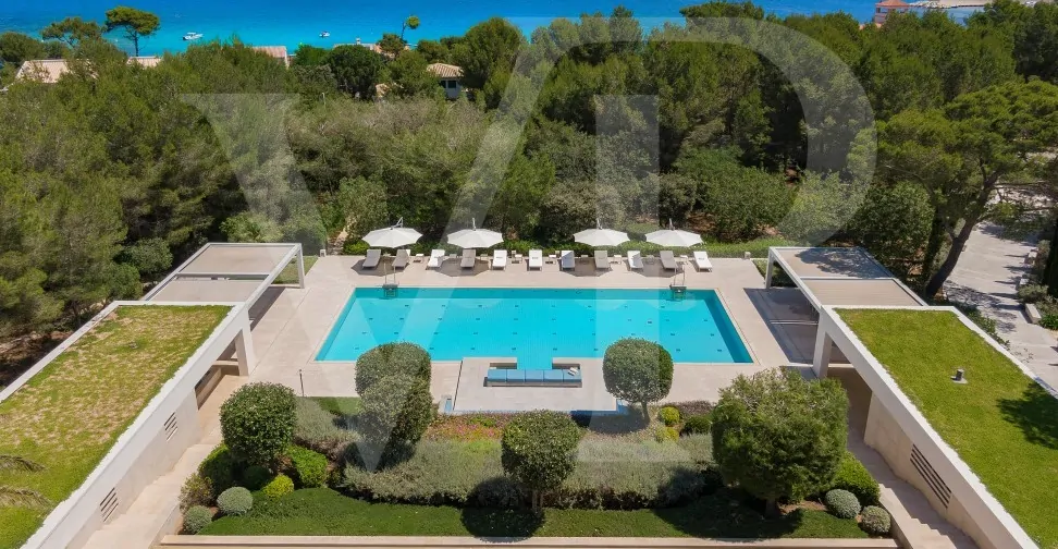 spektakuläre-Villa-in-toplage-qualität-und-design-mit-meerblick-Traumvilla-zu-verkaufen-in-pollensa