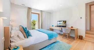 von_poll_real_estate_property_ES234125_image_24