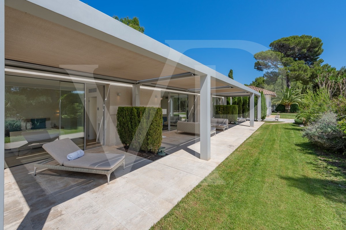 spektakuläre-Villa-in-toplage-qualität-und-design-mit-meerblick-Traumvilla-zu-verkaufen-in-pollensa