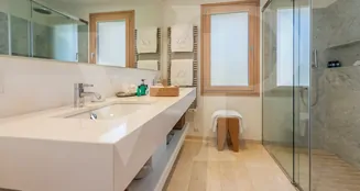 von_poll_real_estate_property_ES234125_image_25