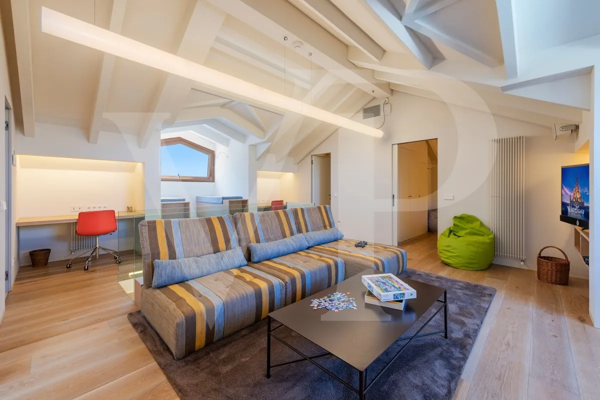 spectacular-villa-in-fantastic-location-quality-and-design-with-sea-views-dream-villa-for-sale-between-pollensa-alcudia