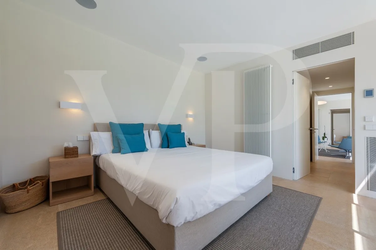 spectacular-villa-in-fantastic-location-quality-and-design-with-sea-views-dream-villa-for-sale-between-pollensa-alcudia