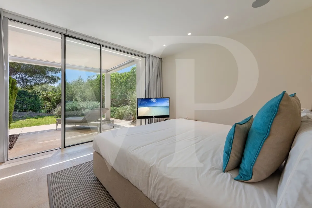 spectacular-villa-in-fantastic-location-quality-and-design-with-sea-views-dream-villa-for-sale-between-pollensa-alcudia