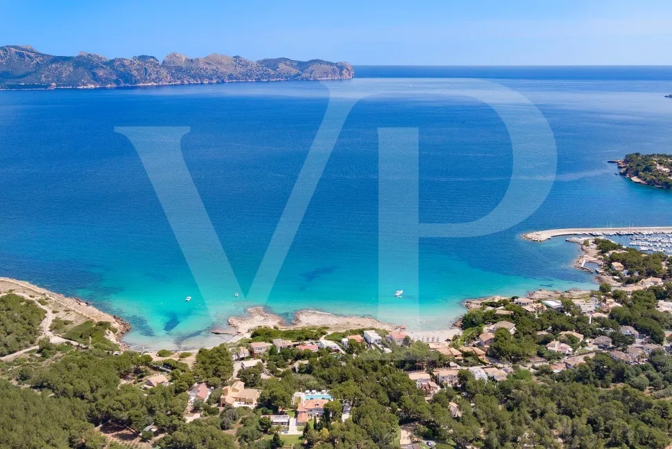 spectacular-villa-in-fantastic-location-quality-and-design-with-sea-views-dream-villa-for-sale-between-pollensa-alcudia