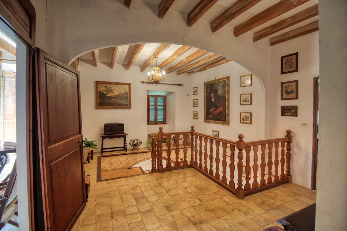 Historic-property-with-sea-view-and-mountains-of-Son-Serra-Mari