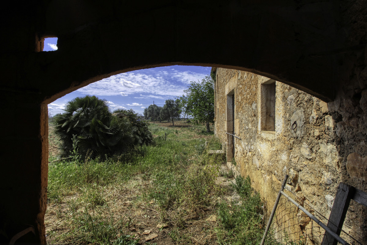 En-venta-preciosa-casa-tradicional-en-el-campo-para-reformar-en-San-Lorenzo-de-Cardassar