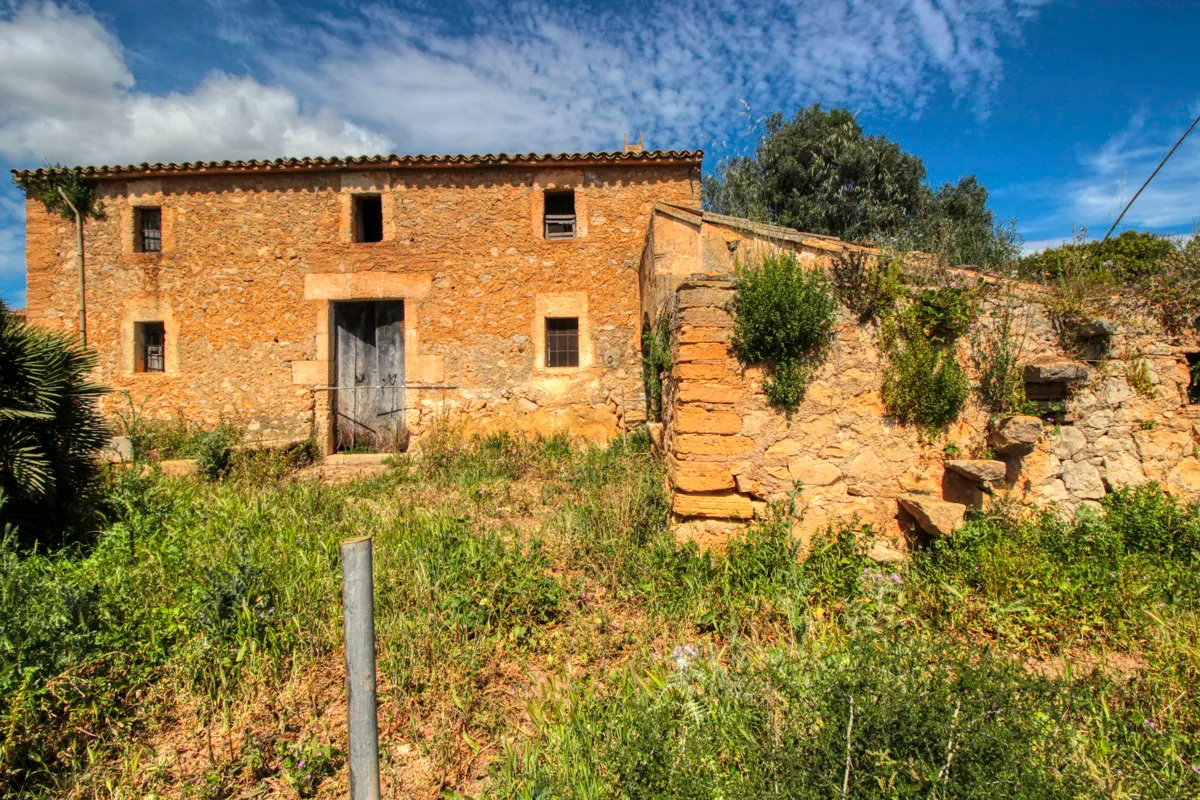 En-venta-preciosa-casa-tradicional-en-el-campo-para-reformar-en-San-Lorenzo-de-Cardassar